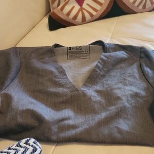 Figs Mens Technical Scrub Top Gray P0 1809  Size Small